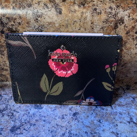 NWT Kate Spade Cameron Street Card Holder - Picture 5 of 7